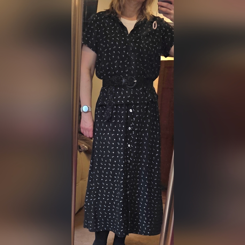 Twik Black and White Floral Blouse And Skirt Set